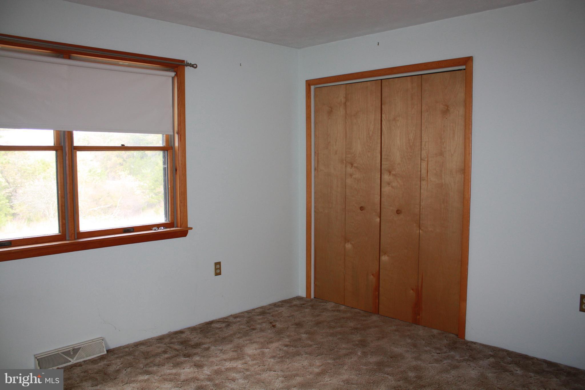 5348 Fort Valley Road Fort Valley, VA 22652 - Photo 11 of 22 Bedroom