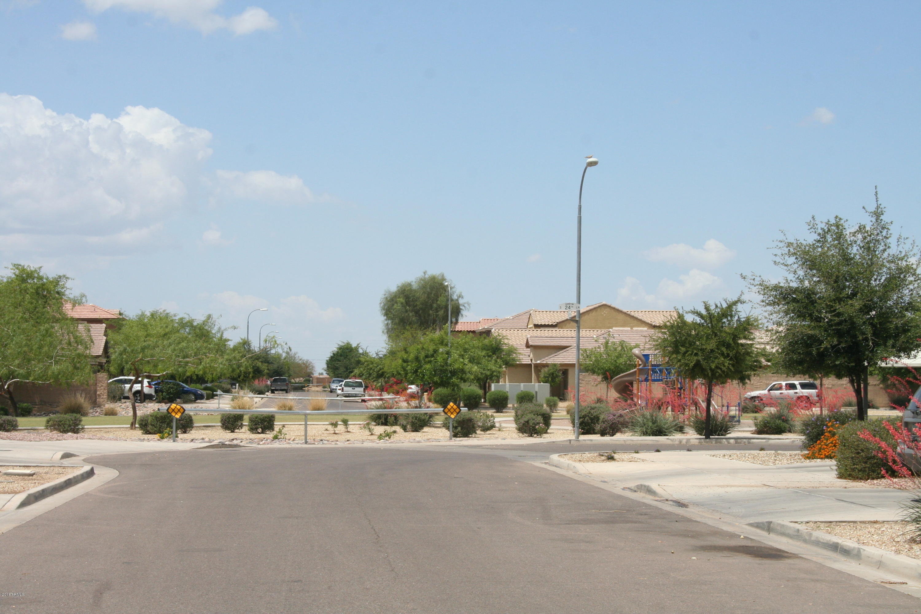 2438 West Gaby Road Phoenix, AZ 85041 - Photo 29 of 30 IMG_9661