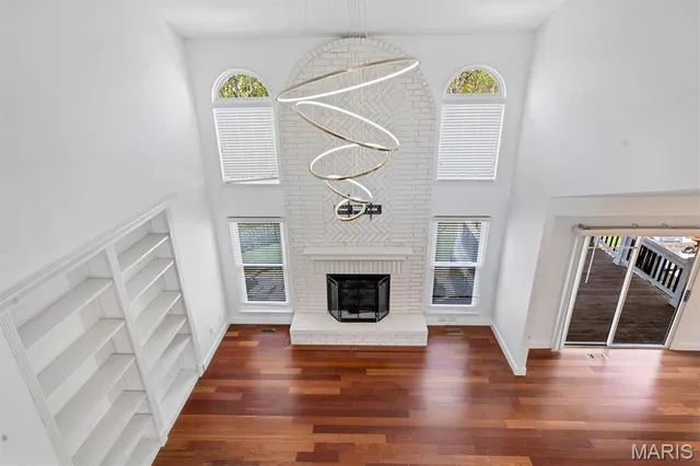 $619,000 | 489 Westglen Village Drive, Ballwin, MO 63021