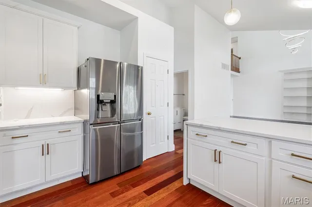 $619,000 | 489 Westglen Village Drive, Ballwin, MO 63021