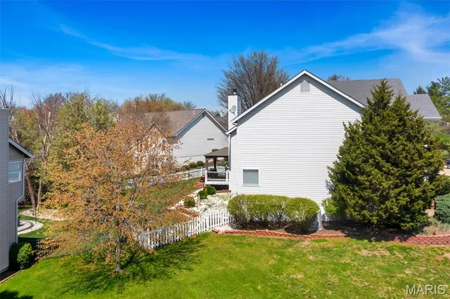 $619,000 | 489 Westglen Village Drive, Ballwin, MO 63021
