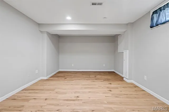 $619,000 | 489 Westglen Village Drive, Ballwin, MO 63021