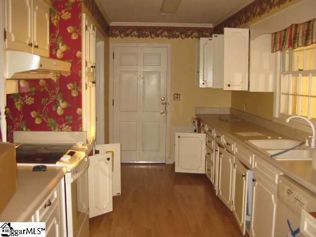 1032 Neely Ferry Road Laurens, SC 29360 - Photo 13 of 24
