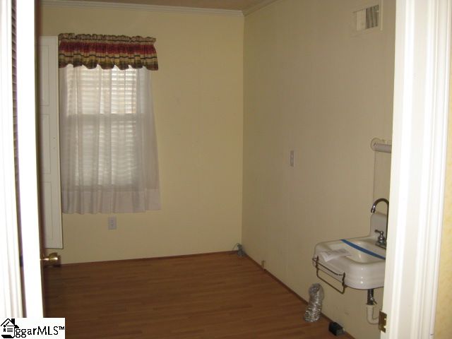 1032 Neely Ferry Road Laurens, SC 29360 - Photo 14 of 24
