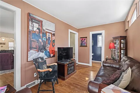 $650,000 | 5405 Locust Street, Kansas City, MO 64110