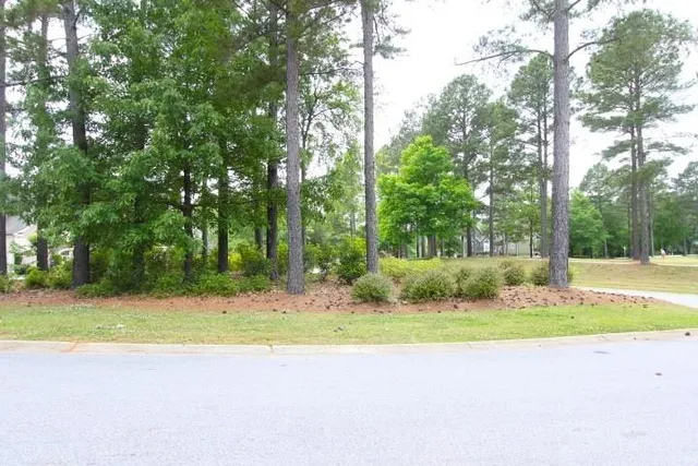 $179,900 | 606 Grand Harbor Boulevard, Ninety Six, SC 29666