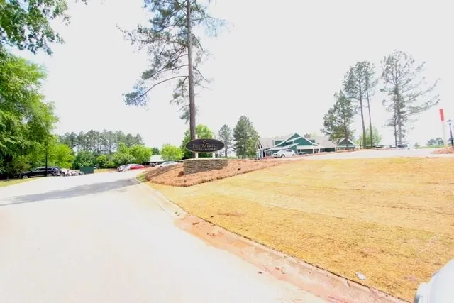 $179,900 | 606 Grand Harbor Boulevard, Ninety Six, SC 29666