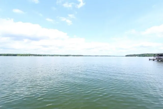 $179,900 | 606 Grand Harbor Boulevard, Ninety Six, SC 29666