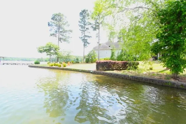 $179,900 | 606 Grand Harbor Boulevard, Ninety Six, SC 29666