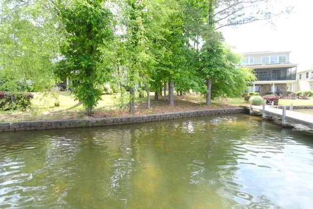 $179,900 | 606 Grand Harbor Boulevard, Ninety Six, SC 29666