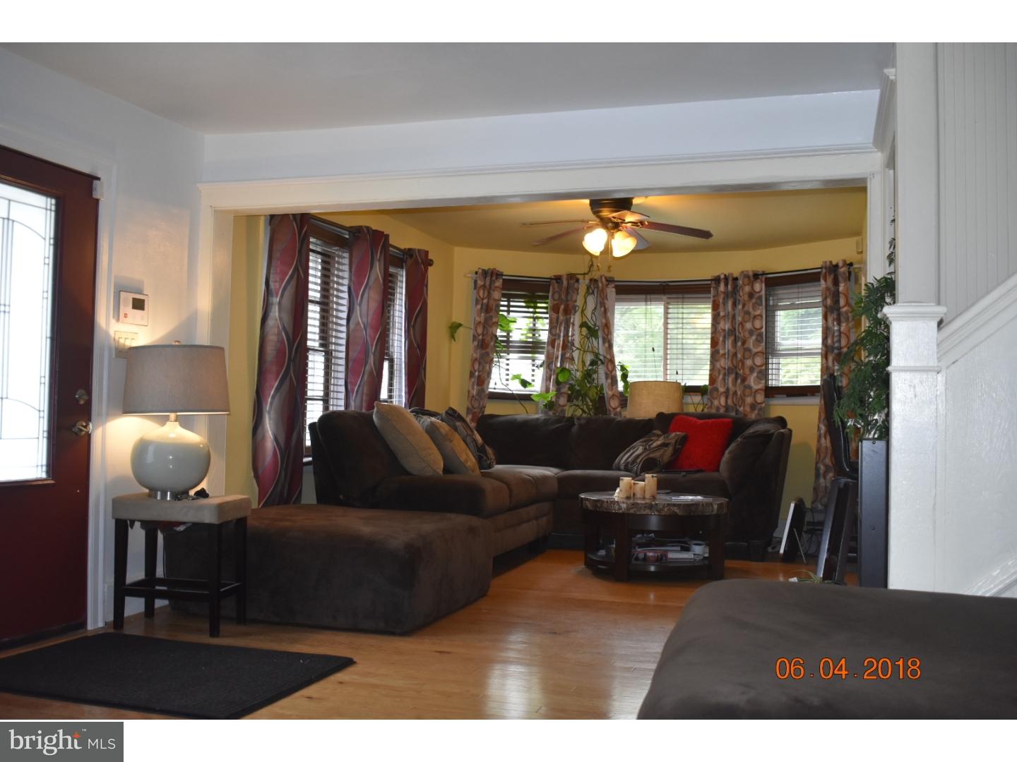 5 Hemlock Road Lansdowne, PA 19050 - Photo 4 of 23 Living Room