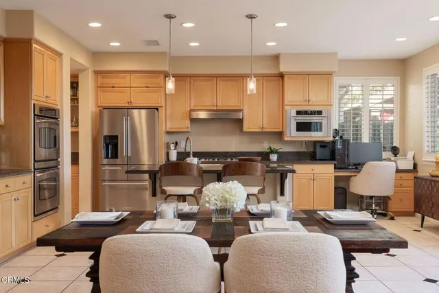 $1,295,000 | 664 Corte Regalo, Camarillo, CA 93010