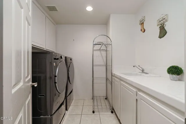 $1,295,000 | 664 Corte Regalo, Camarillo, CA 93010