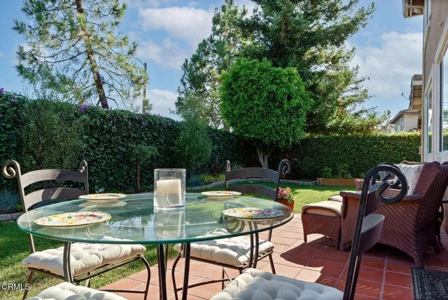 $1,295,000 | 664 Corte Regalo, Camarillo, CA 93010