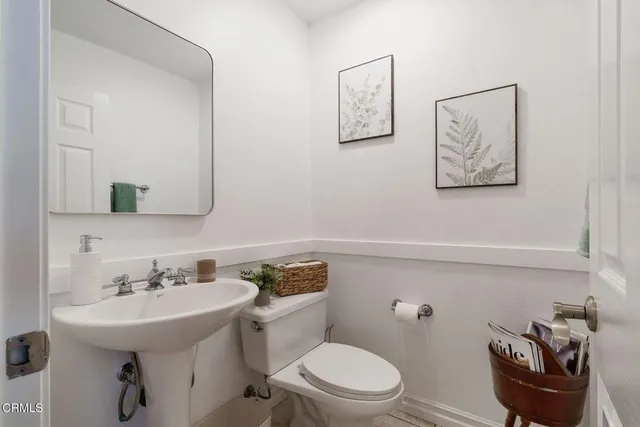 $1,295,000 | 664 Corte Regalo, Camarillo, CA 93010