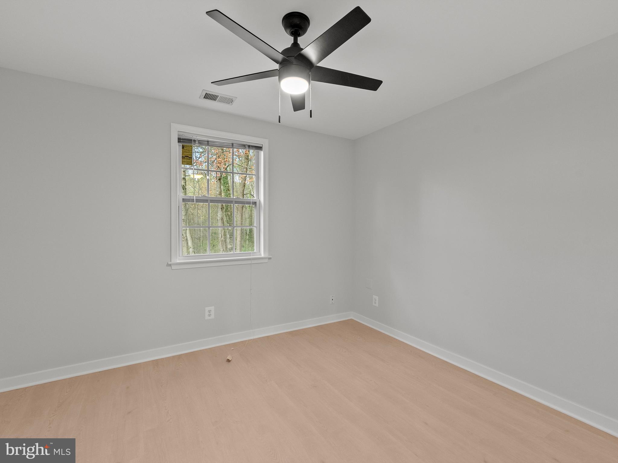 2852 Cedarest Road Fairfax, VA 22031 - Photo 26 of 40