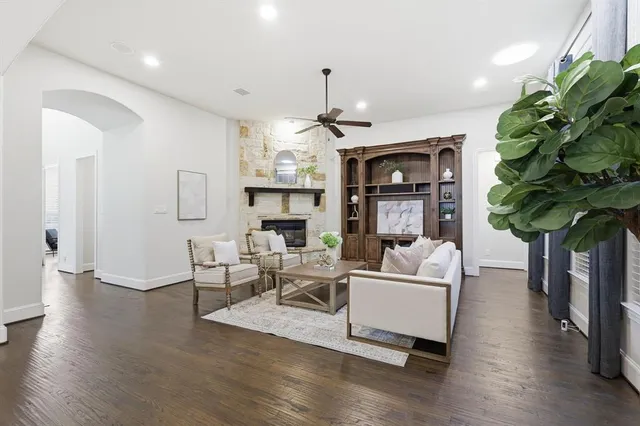 $829,900 | 894 Starcreek Parkway, Allen, TX 75013