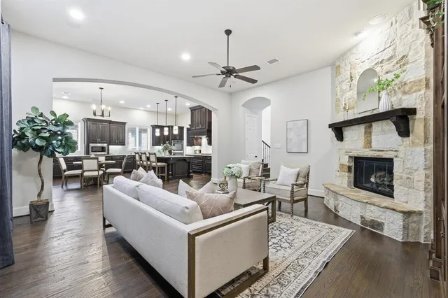 $829,900 | 894 Starcreek Parkway, Allen, TX 75013