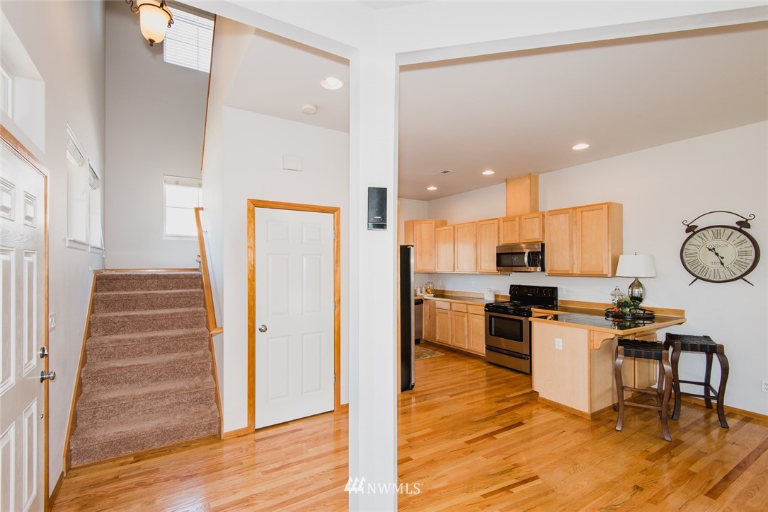 3920 Meadow Avenue North Renton, WA 98056 - Photo 14 of 24 Gallery Image 14