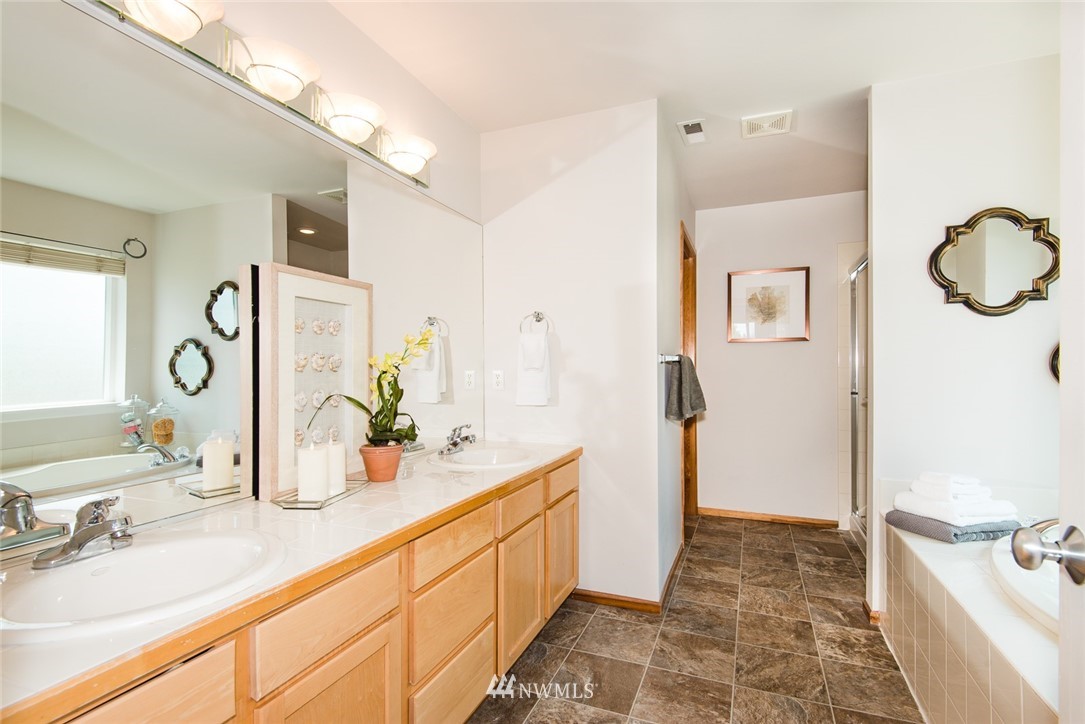 3920 Meadow Avenue North Renton, WA 98056 - Photo 18 of 24 Gallery Image 18
