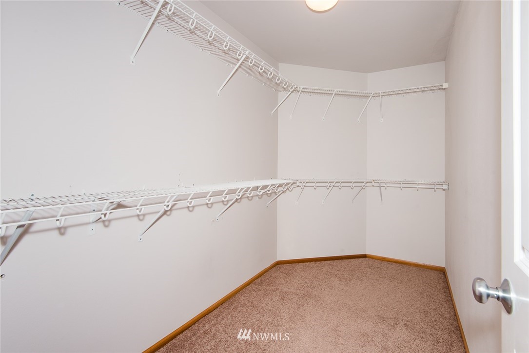 3920 Meadow Avenue North Renton, WA 98056 - Photo 19 of 24 Gallery Image 19