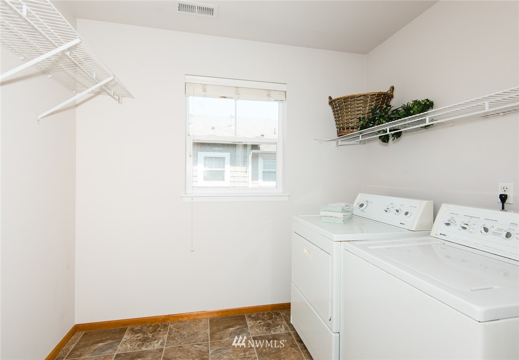 3920 Meadow Avenue North Renton, WA 98056 - Photo 20 of 24 Gallery Image 20