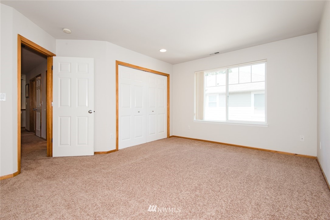 3920 Meadow Avenue North Renton, WA 98056 - Photo 22 of 24 Gallery Image 22