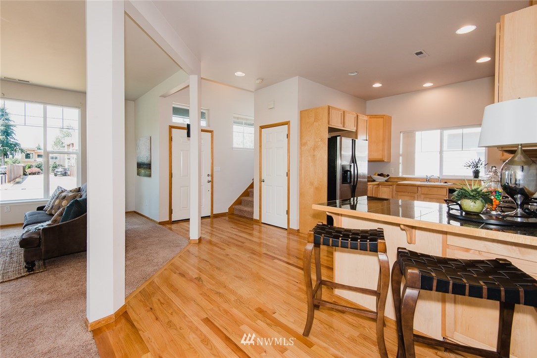 3920 Meadow Avenue North Renton, WA 98056 - Photo 5 of 24 Gallery Image 5