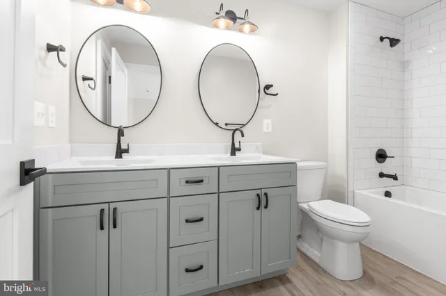 $899,000 | 613 Kenmore Avenue, Fredericksburg, VA 22401