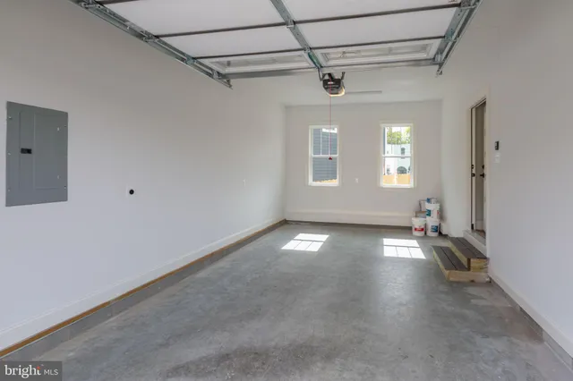 $899,000 | 613 Kenmore Avenue, Fredericksburg, VA 22401