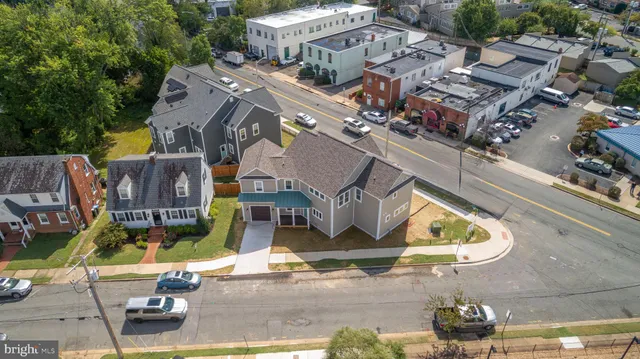 $899,000 | 613 Kenmore Avenue, Fredericksburg, VA 22401