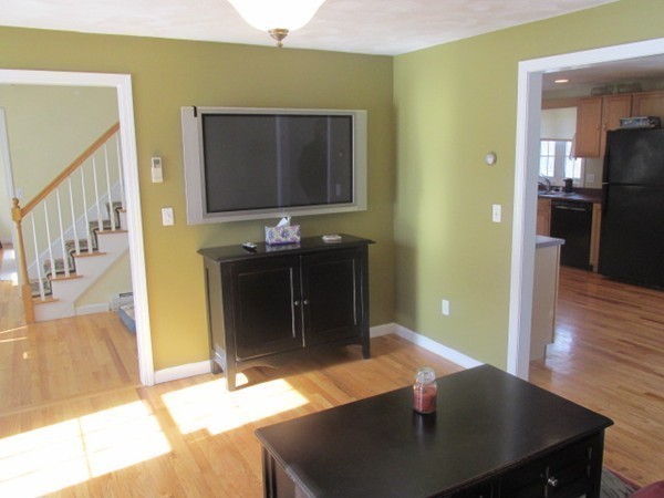 57 Highland Road Merrimac, MA 01860 - Photo 11 of 23