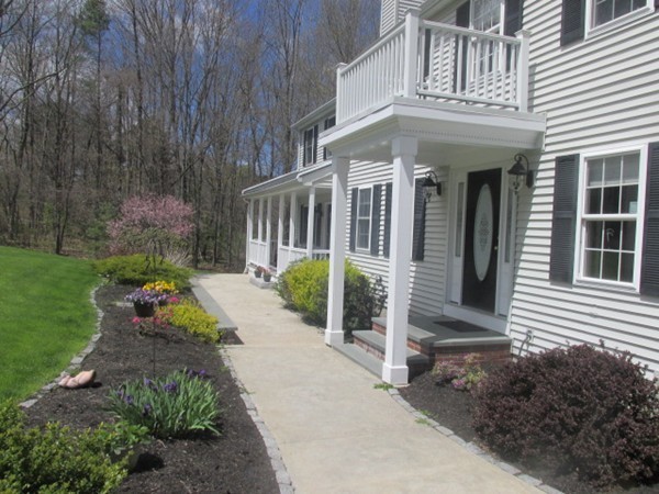 57 Highland Road Merrimac, MA 01860 - Photo 4 of 23