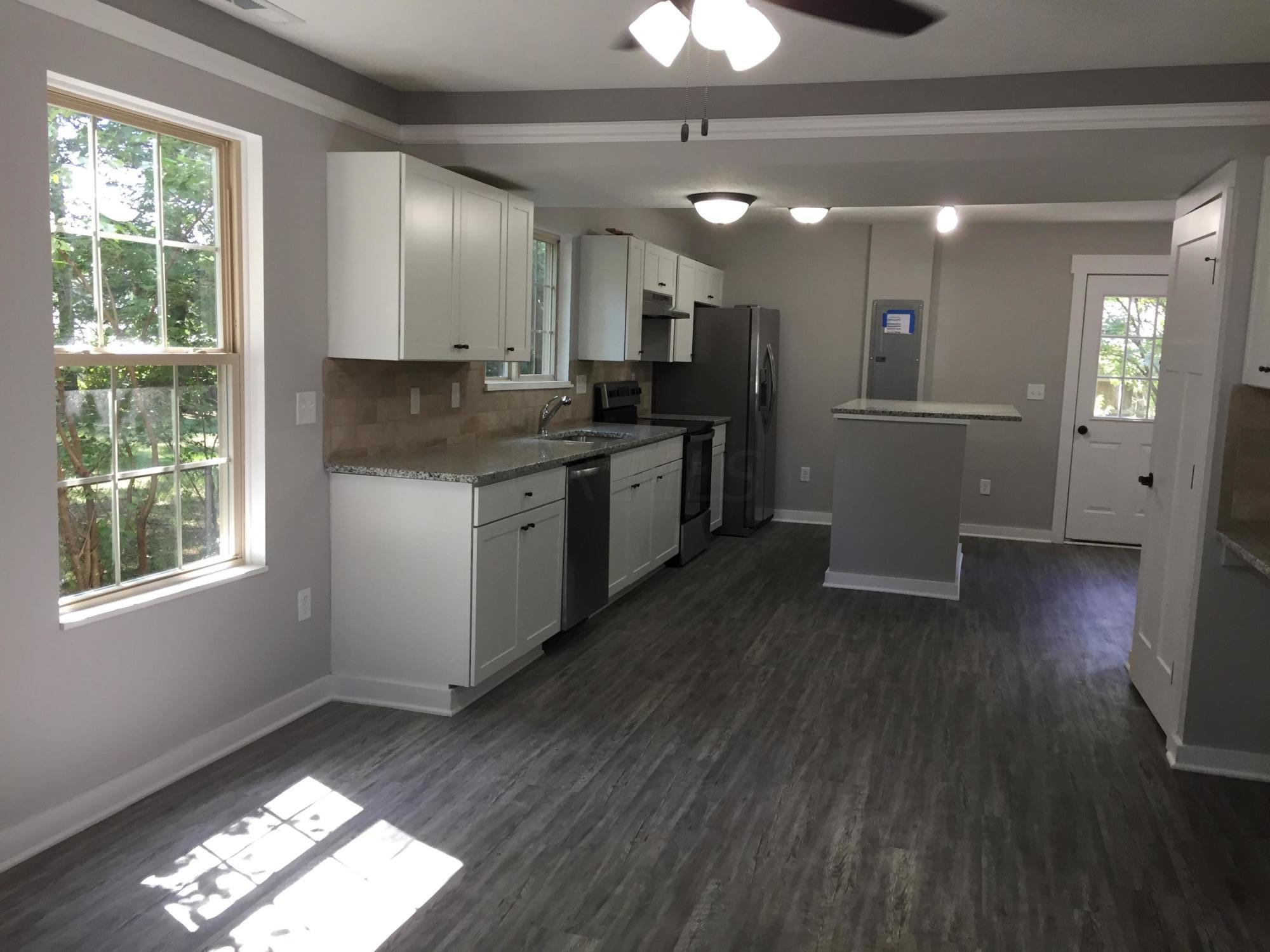 4569 Maize Road Columbus, OH 43224 - Photo 4 of 19 Gallery Image 4