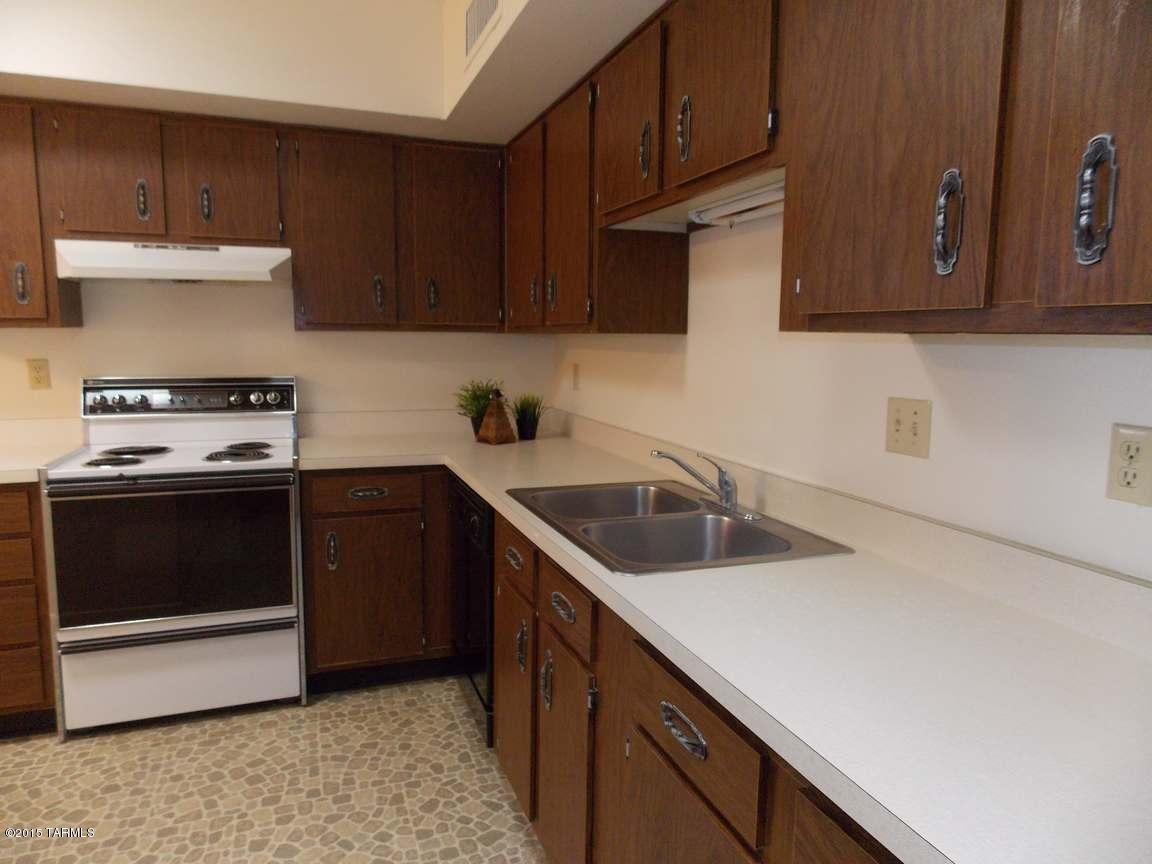 4820 East Fort Lowell Road, Unit D Tucson, AZ 85712 - Photo 4 of 17 Gallery Image 4