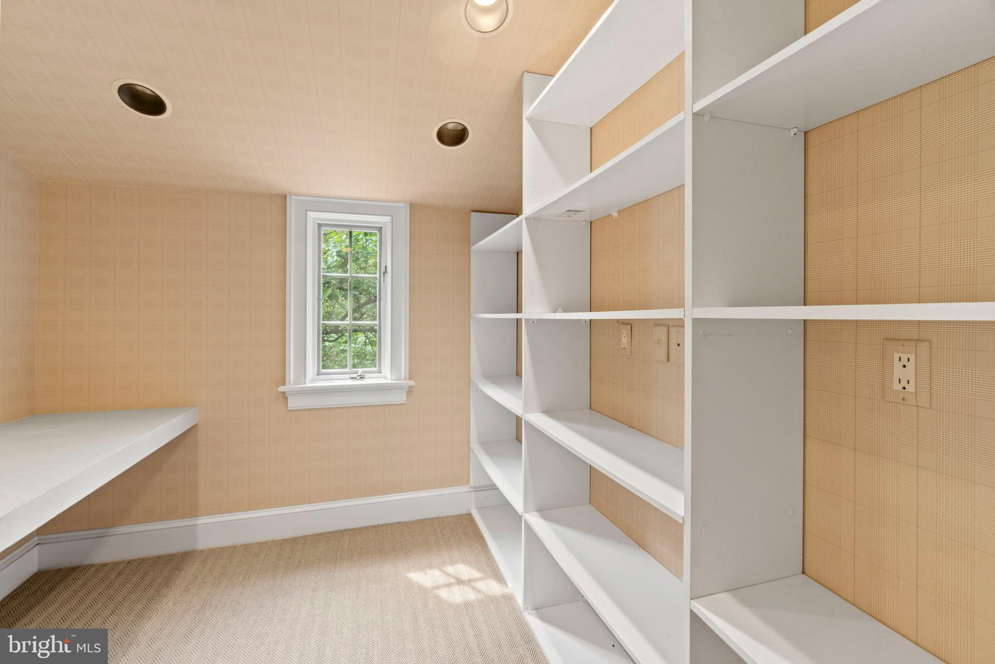 4501 Linnean Avenue Northwest Washington, DC 20008 - Photo 18 of 27 Private Study