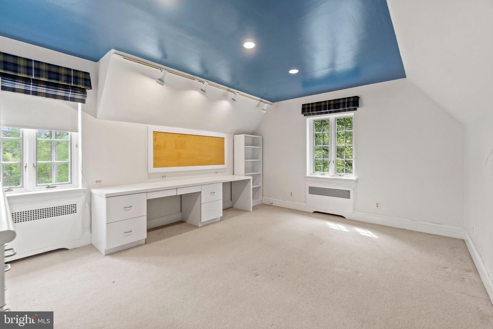 4501 Linnean Avenue Northwest Washington, DC 20008 - Photo 19 of 27 Bedroom 2