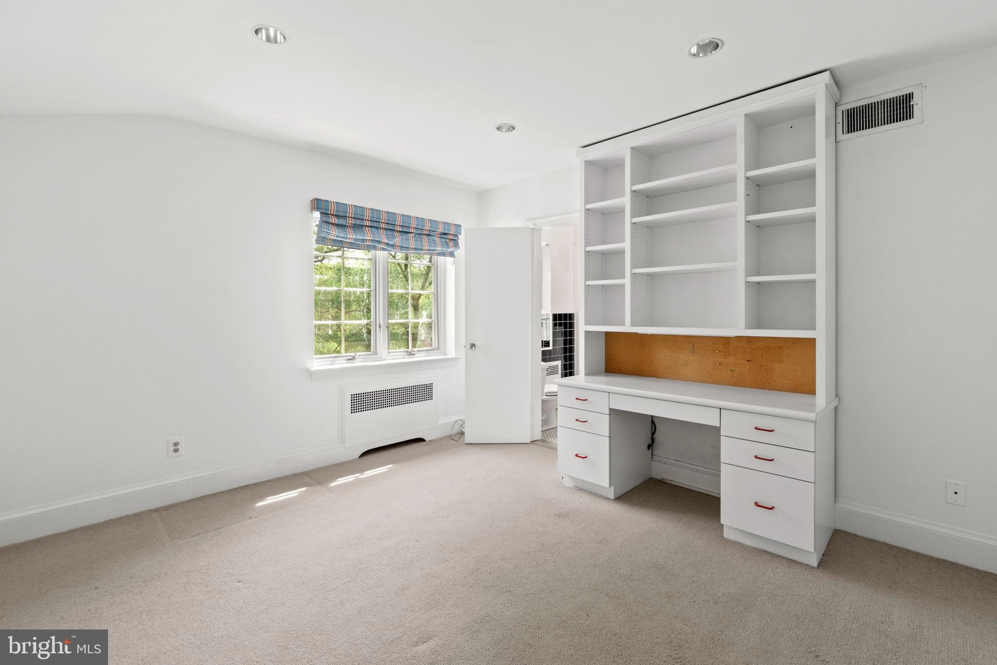 4501 Linnean Avenue Northwest Washington, DC 20008 - Photo 21 of 27 Bedroom 3