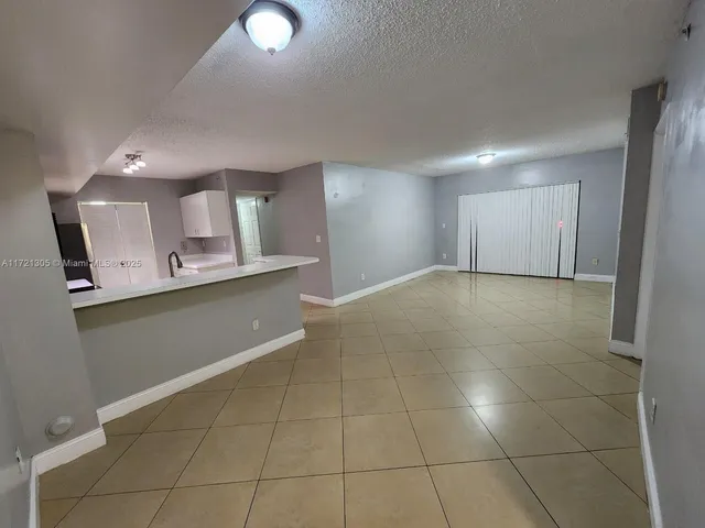 $349,000 | 2600 South University Drive, Unit 129, Davie, FL 33328
