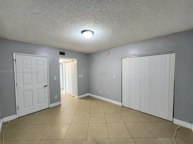 $349,000 | 2600 South University Drive, Unit 129, Davie, FL 33328