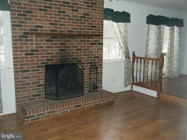 2820 Feather Ridge Court Dunkirk, MD 20754 - Photo 8 of 15 Living Room