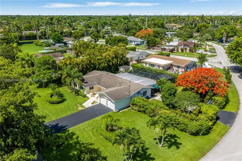 $895,000 | 18250 Southwest 88th Place, Palmetto Bay, FL 33157