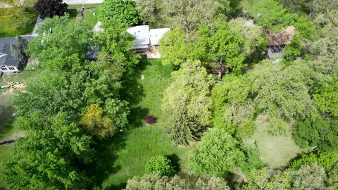 $300,000 | 26339 South Woodlawn Avenue, Crete, IL 60417