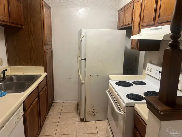 $105,000 | 2300 West Michigan Avenue, Unit 1, Pensacola, FL 32526