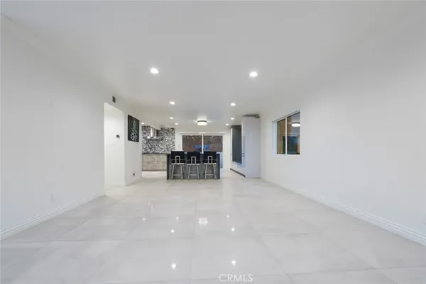 $9,800 | 3381 Oakmont View Drive, Glendale, CA 91208