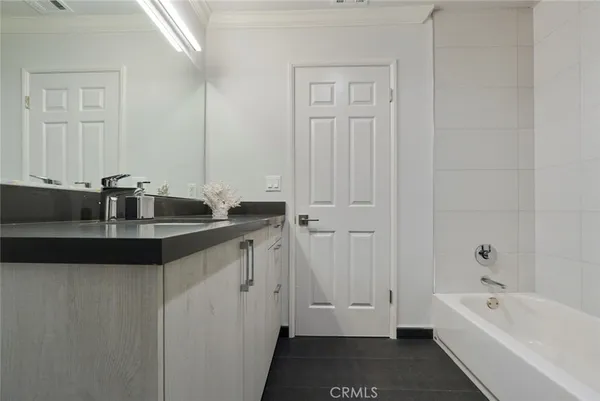 $9,800 | 3381 Oakmont View Drive, Glendale, CA 91208