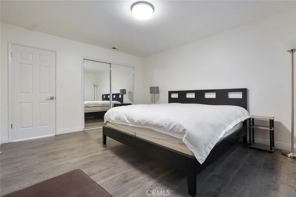 $9,800 | 3381 Oakmont View Drive, Glendale, CA 91208