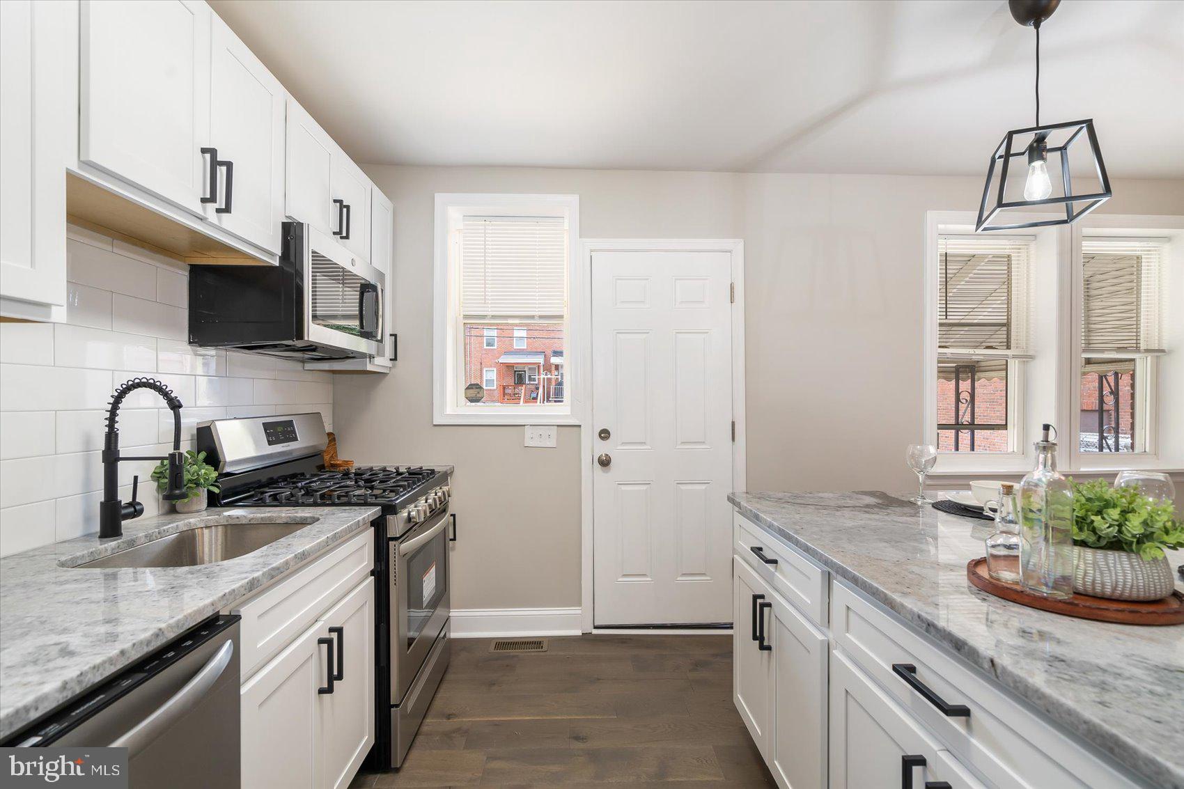 3909 Bareva Road Baltimore, MD 21215 - Photo 11 of 43 Gallery Image 11