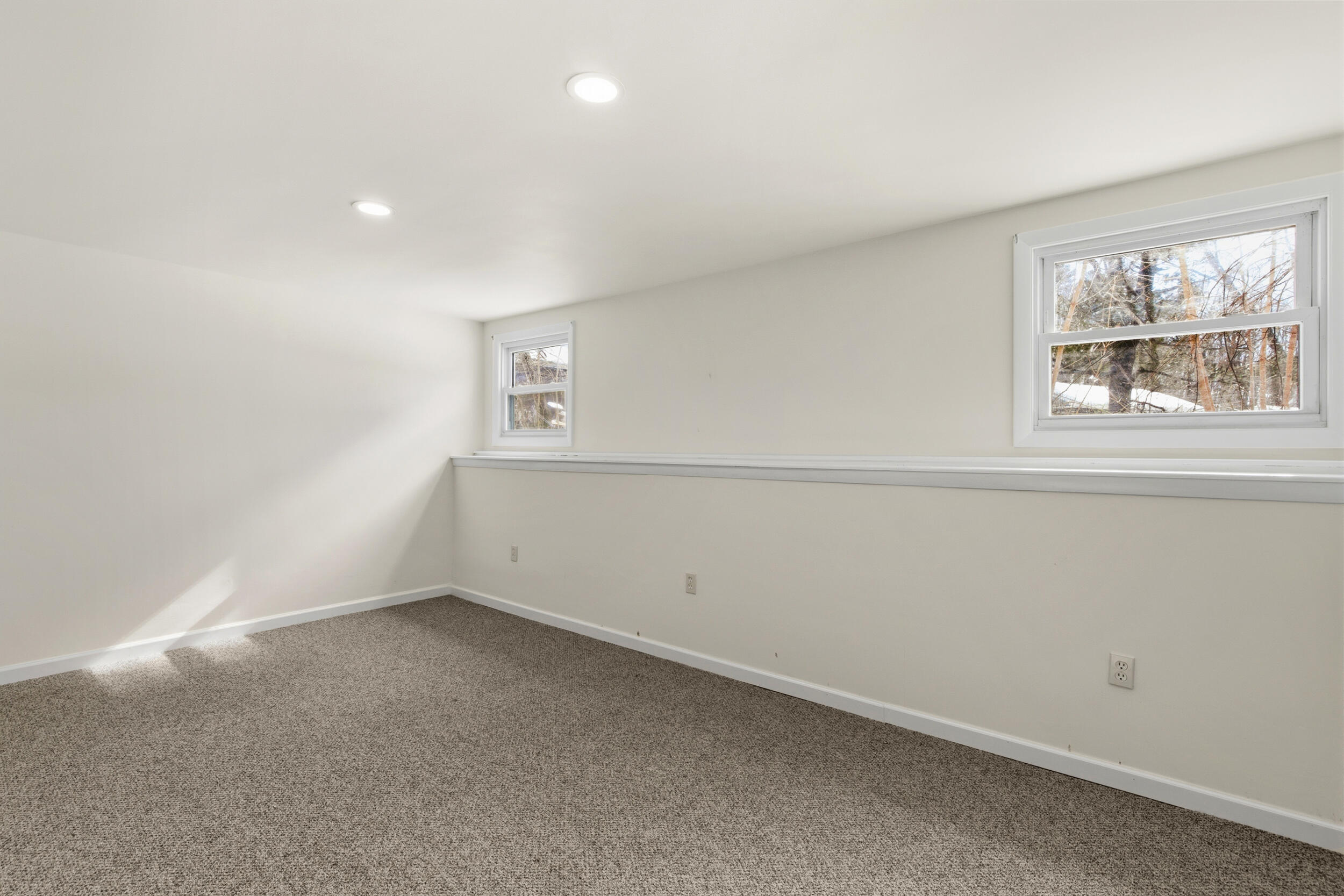 54 Granby Road South Portland, ME 04106 - Photo 17 of 40 Large, sunny Family room