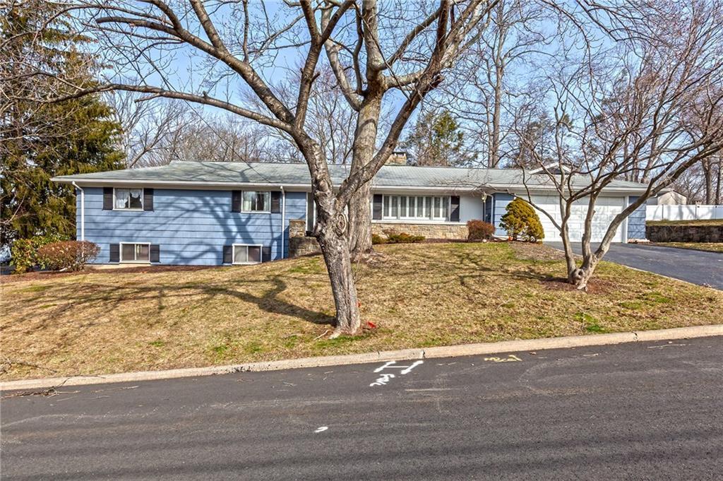 250 Oak Ridge Road Stratford, CT 06614 - Photo 1 of 1